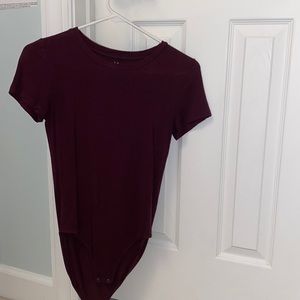 Short sleeve body suit